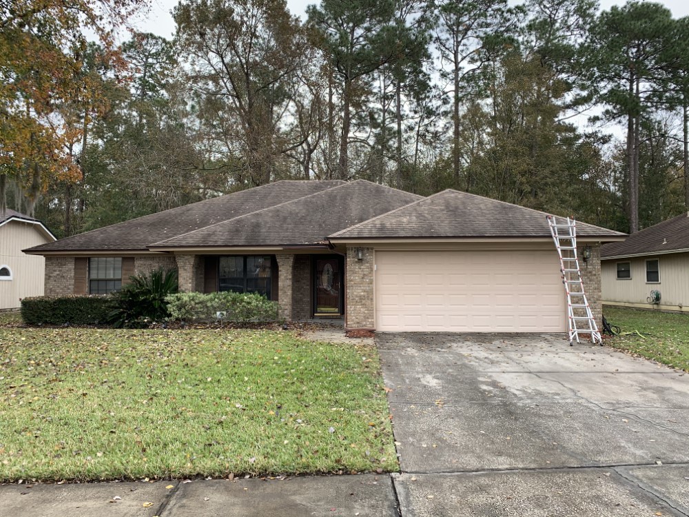 Roof Wash in Jacksonville, FL